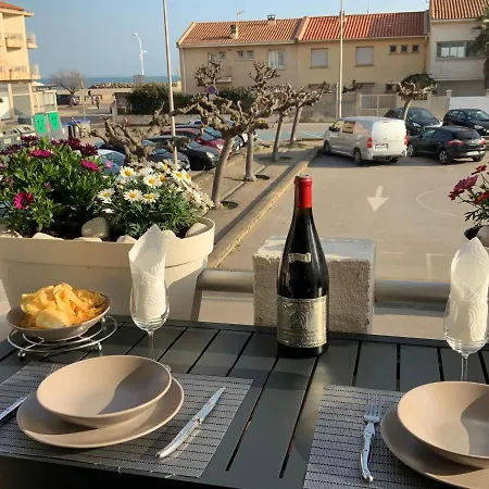 Apartment Magaly T4 A 50 M De La De Centre