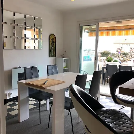 Apartment Magaly T4 A 50 M De La De Centre