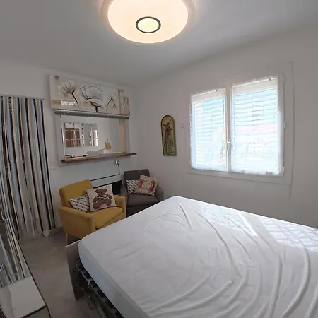 Apartament Magaly T4 A 50 M De La Et De Centre Avec Linge De Lit Et Menage Inclus
