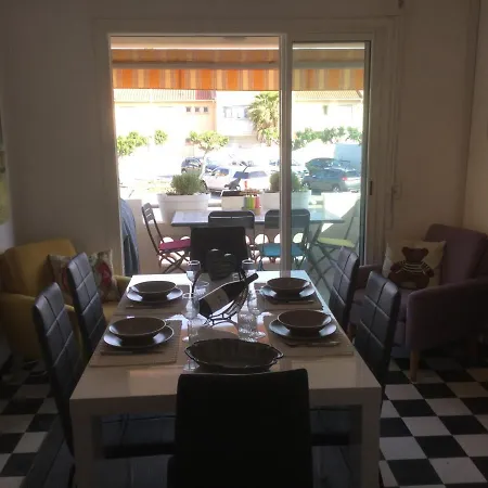 Magaly T4 A 50 M De La De Centre Apartment