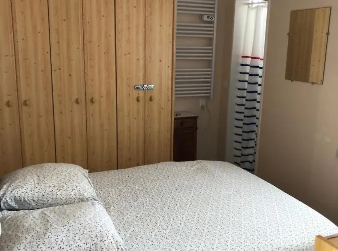Magaly T4 A 50 M De La De Centre Apartment
